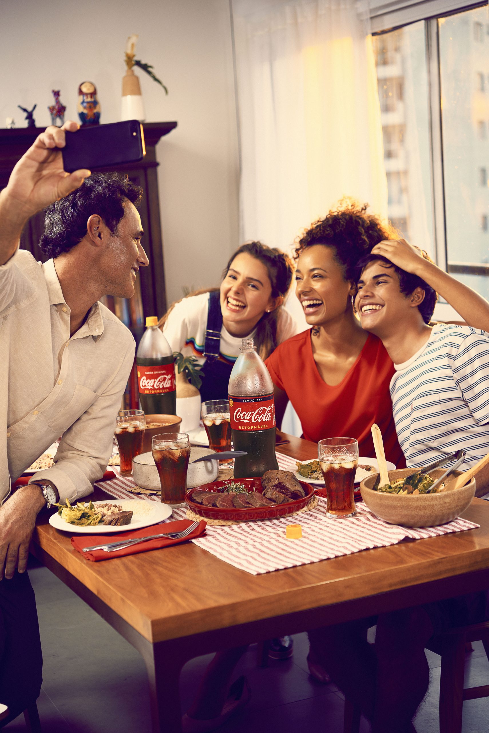 Promoção Compre & Colecione Coca-Cola